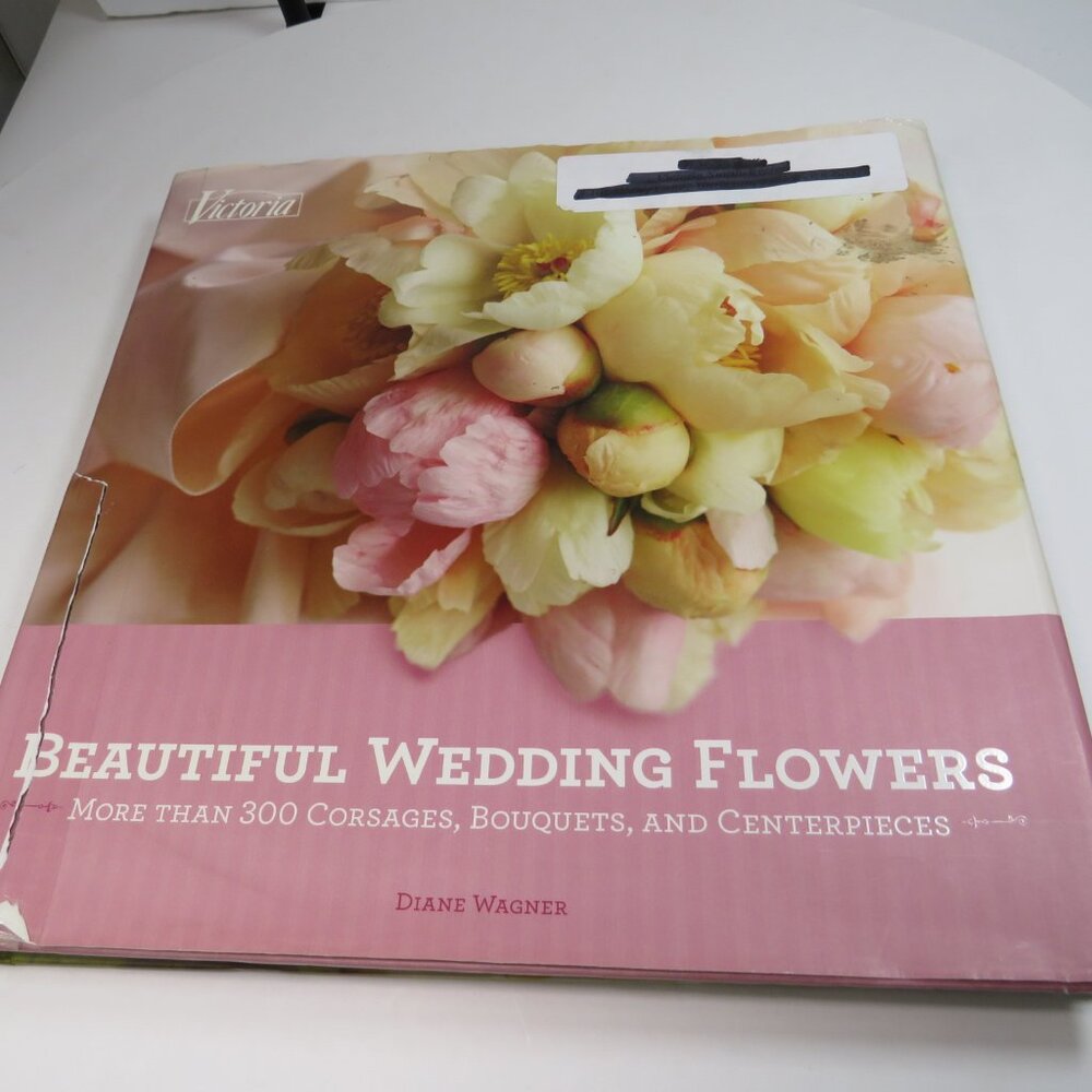Beautiful Wedding Flowers VICTORIA hardback book
